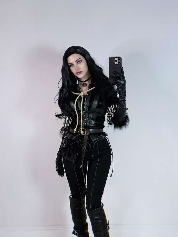 Vi ✧ ヴイ - Yennefer of Vengerberg🔮