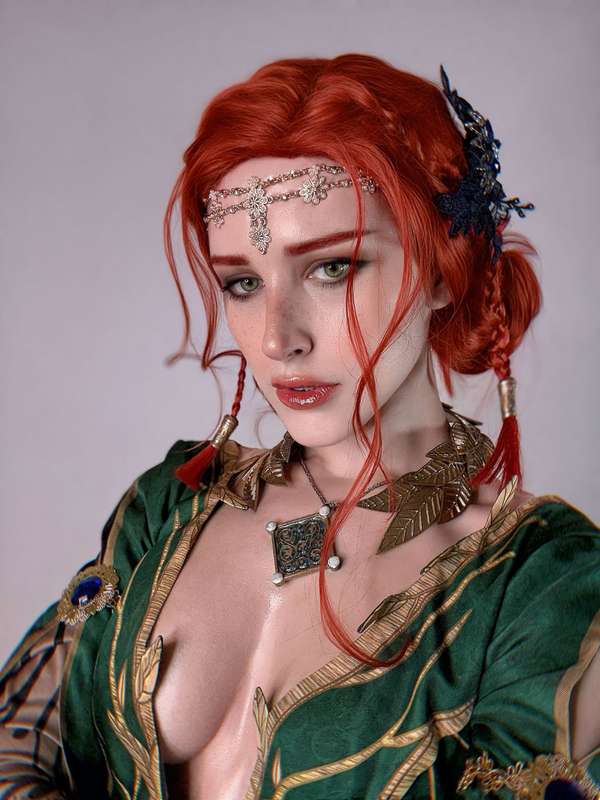 Vi ✧ ヴイ - Triss is back 🔥