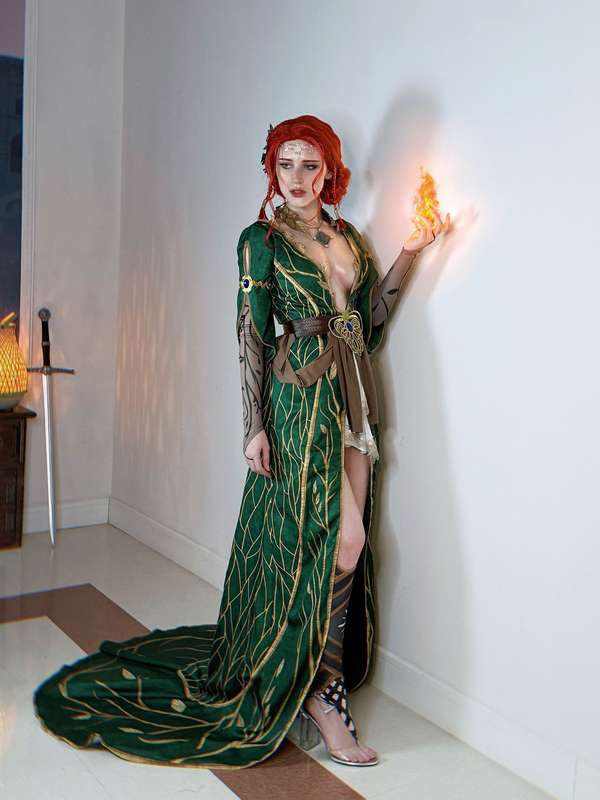 Vi ✧ ヴイ - Triss is back 🔥