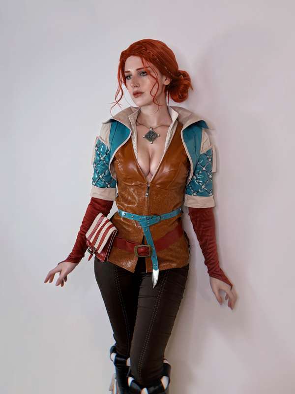 Vi ✧ ヴイ - Your Triss❤️‍🔥 
