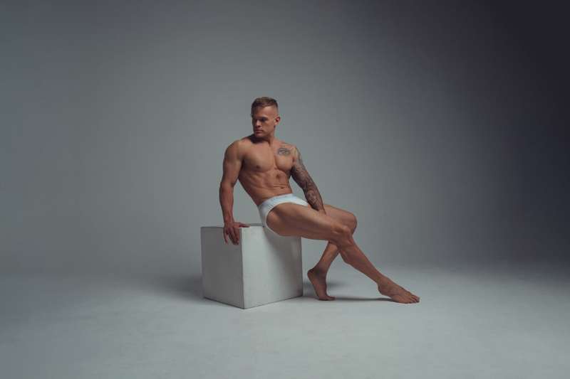 __degraphy_ - NSFW - EXPLICIT CONTENT
Model by Stas