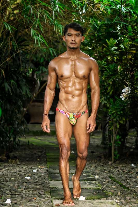 __degraphy_ - EXCLUSIVE POST
MODEL BY RIYANTO
