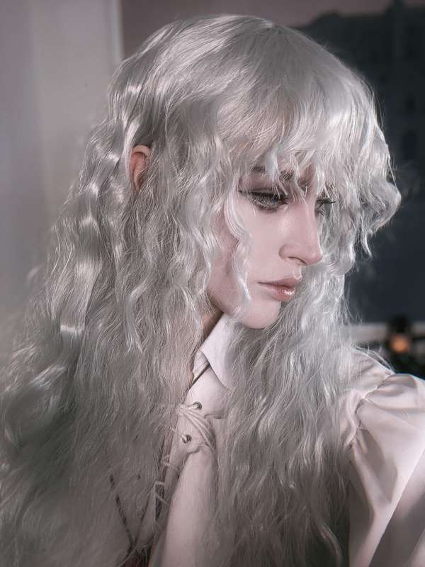 Vi ✧ ヴイ - 🪽 Griffith 
