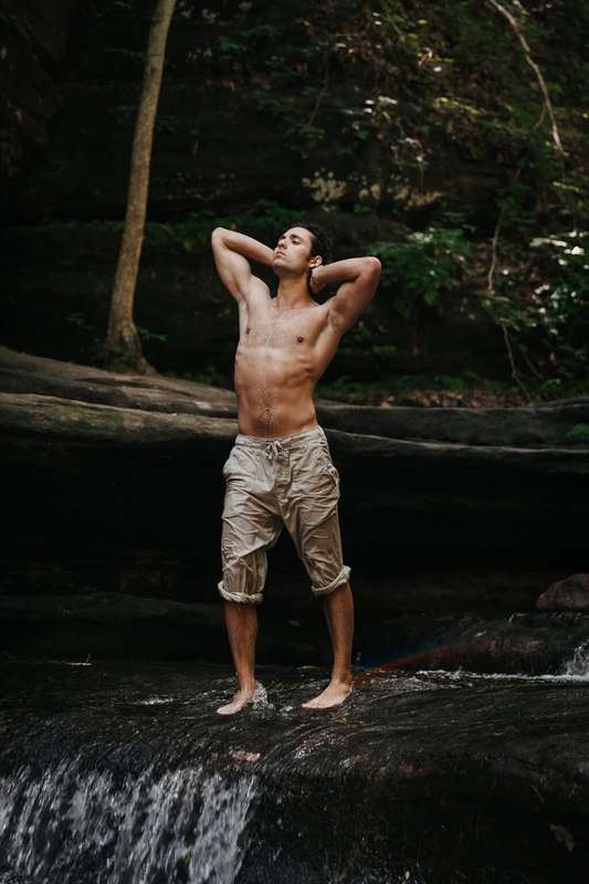 __degraphy_ - NSFW - EXPLICIT CONTENT
Model by Colby Harris