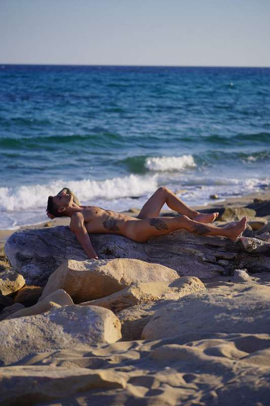 __degraphy_ - NSFW - EXPLIXIT CONTENT
MODEL BY VALZANO