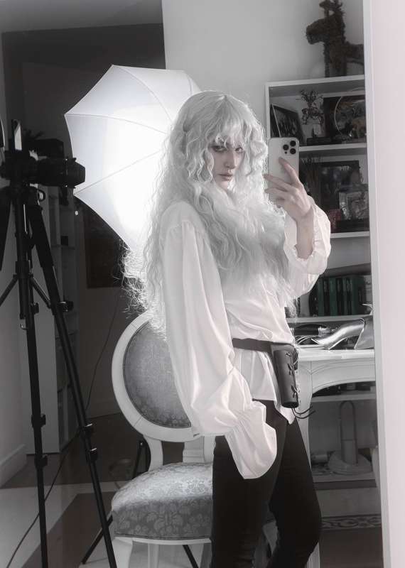 Vi ✧ ヴイ - 🪽 Griffith 
