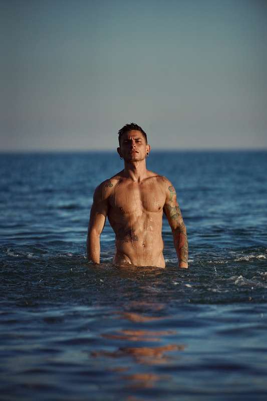 __degraphy_ - NSFW - EXPLIXIT CONTENT
MODEL BY VALZANO