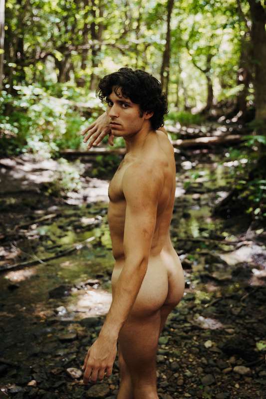 __degraphy_ - NSFW - EXPLICIT CONTENT
Model by Colby Harris