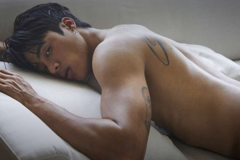 __degraphy_ - NSFW - EXPLICIT CONTENT
Model by Alvin