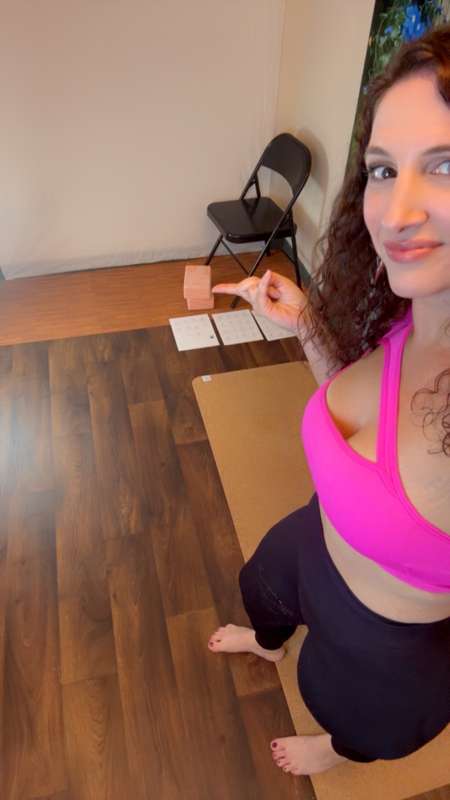 BethSherwoodYoga