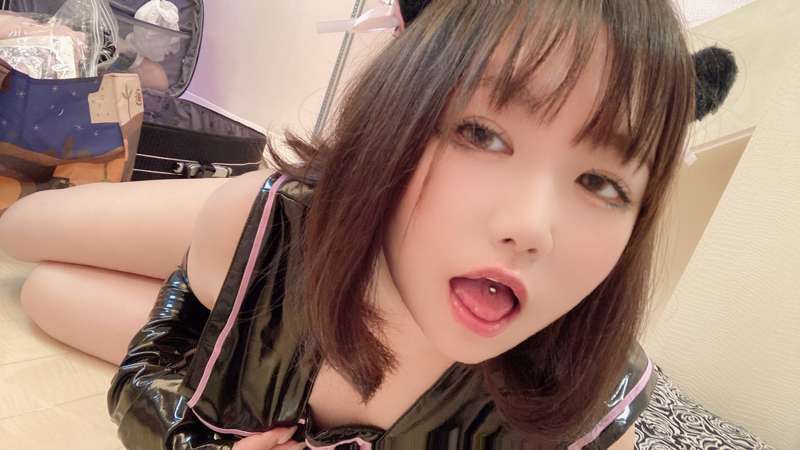 花房マキ