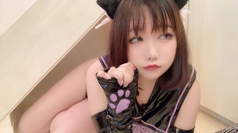 花房マキ