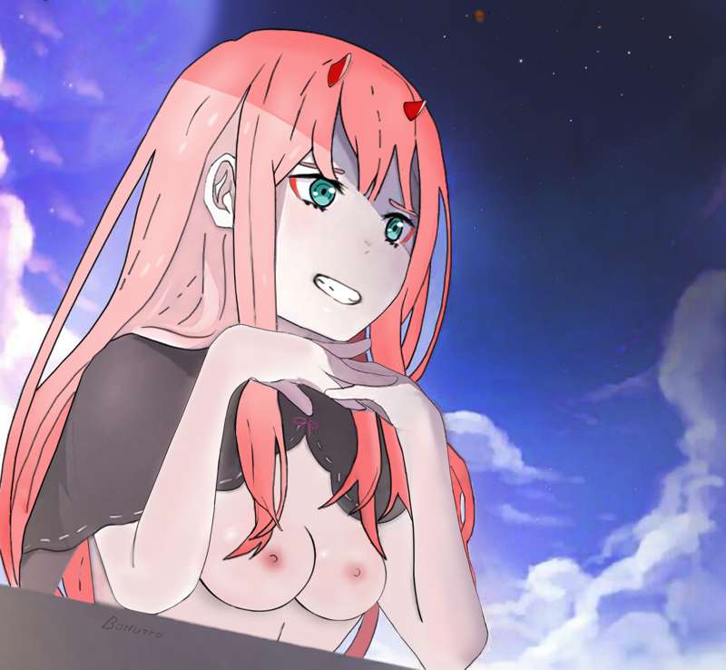 02 tits