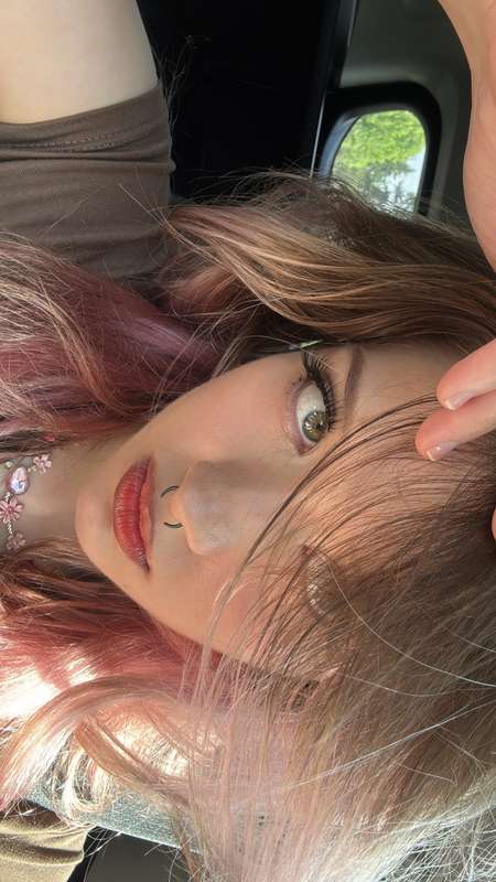 6_audrey_9-:0