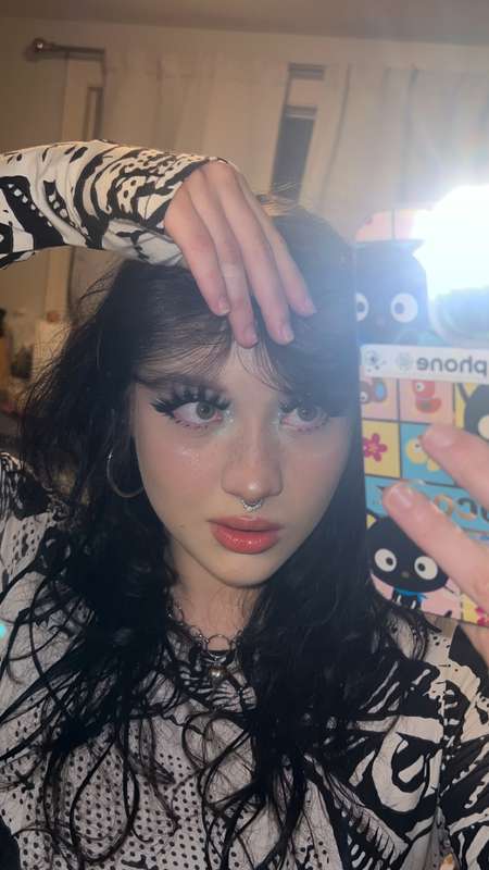 6_audrey_9-:0