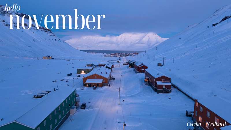 November Wallpaper ☾