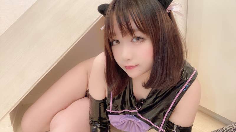 花房マキ
